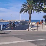 דירה 50 M De La Arrivee Et Depart Autonome *