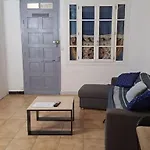 דירה 50 M De La Arrivee Et Depart Autonome קוליור