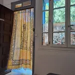 50 M De La Arrivee Et Depart Autonome דירה *