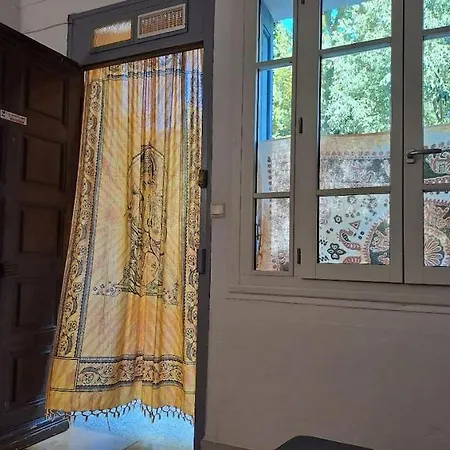 50 M De La Arrivee Et Depart Autonome Apartament *