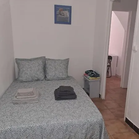 50 M De La Arrivee Et Depart Autonome *